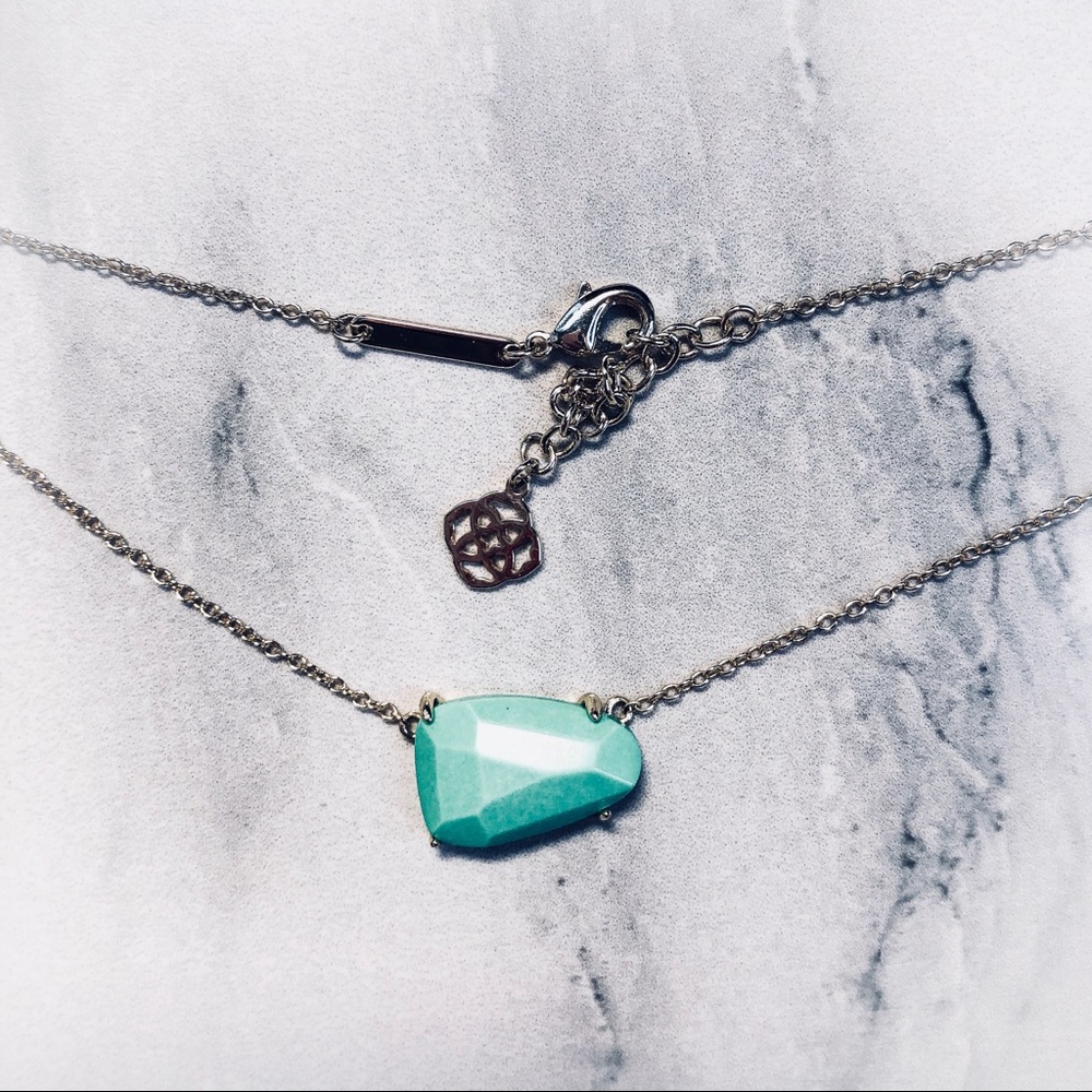 Kendra Scott Isla Necklace